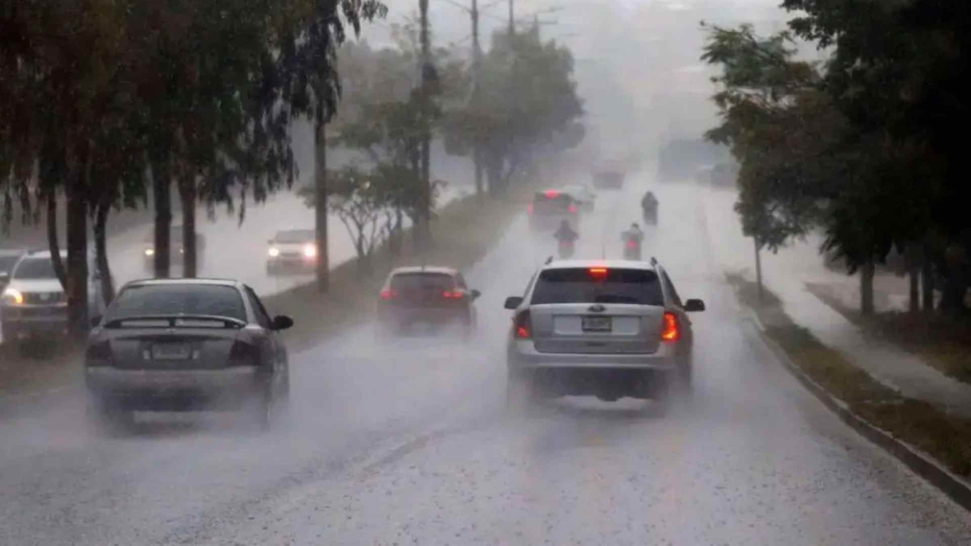 Lluvias en Honduras este viernes: vaguada provocará chubascos y actividad eléctrica en varias regiones