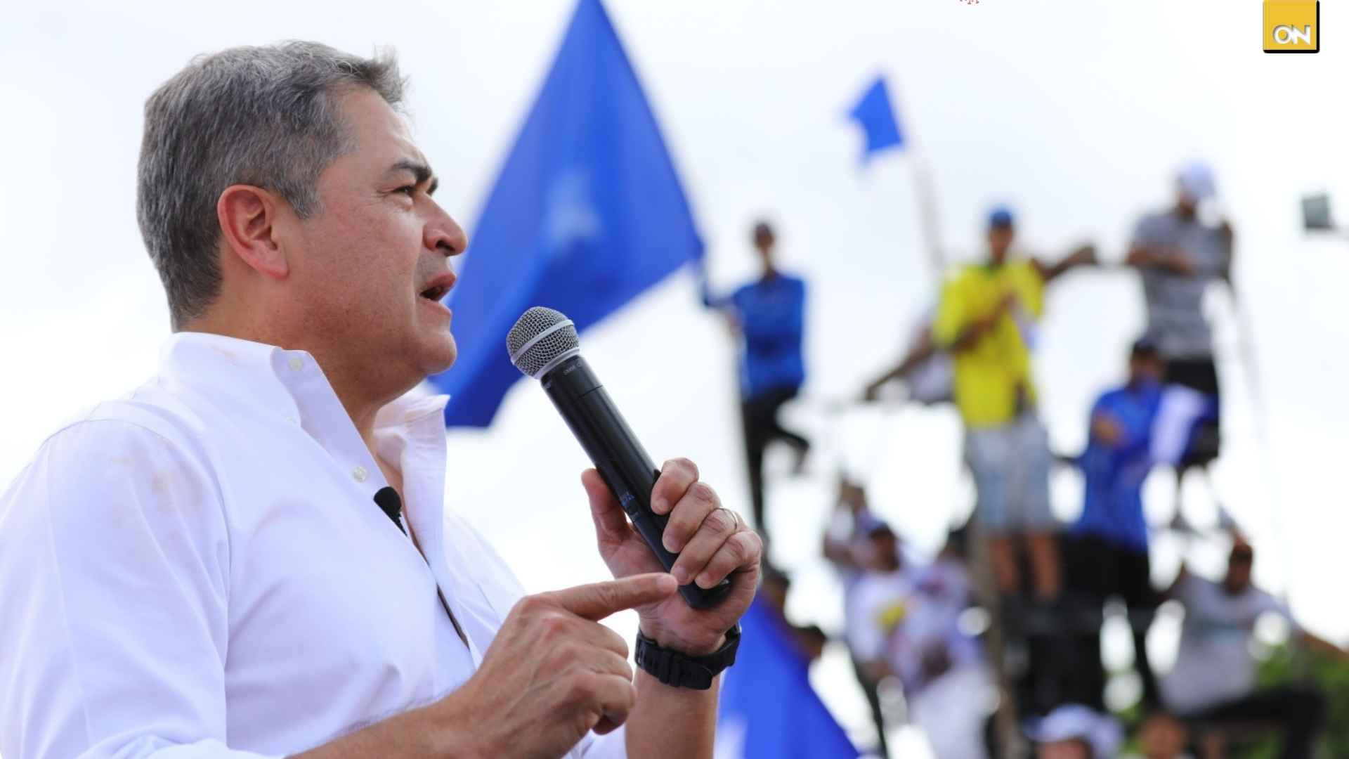 Medios internacionales reportan regreso de JOH a Honduras