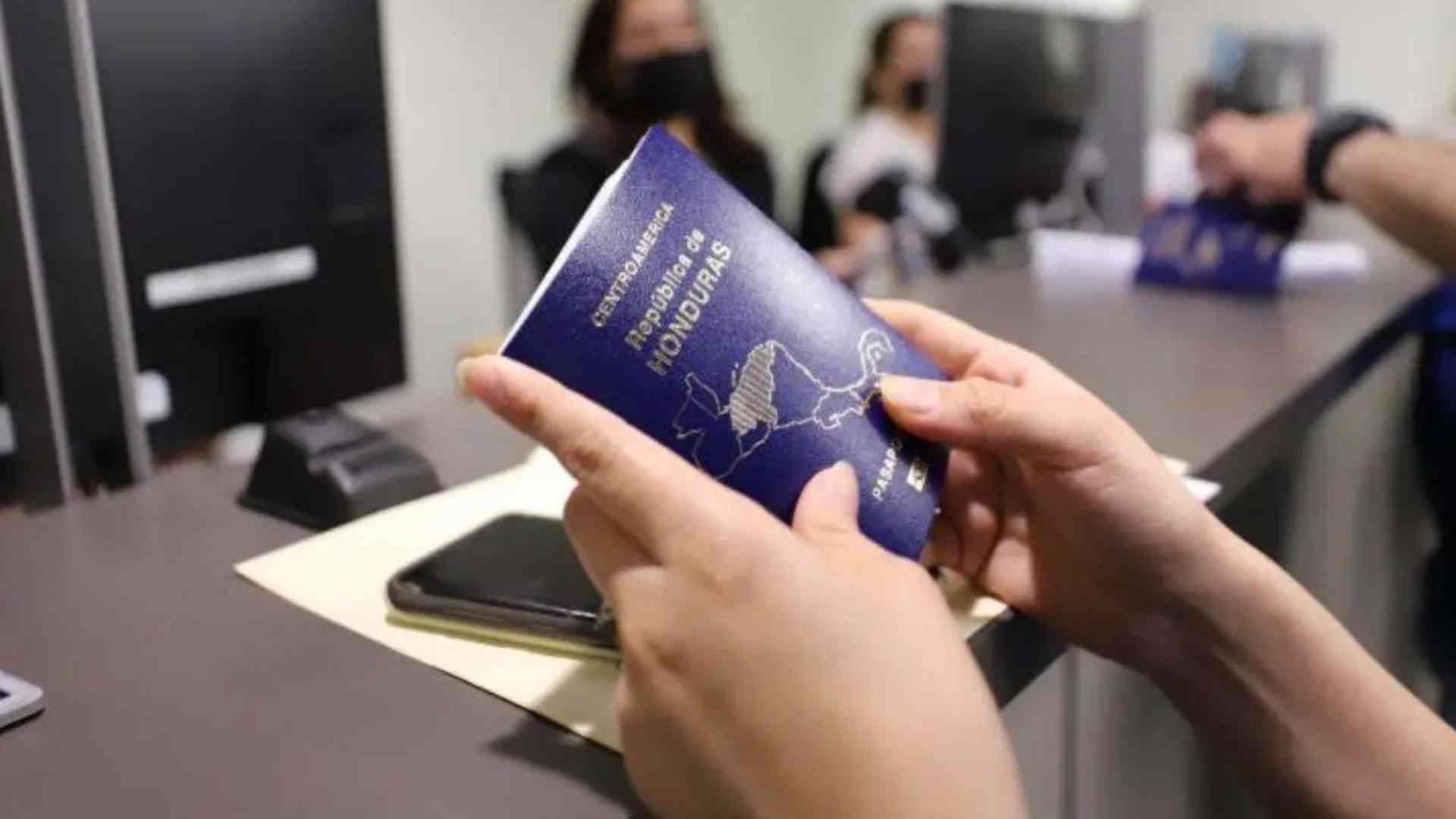 Pasaporte hondureño: advierten sobre requisito clave para viajar a Estados Unidos y Europa