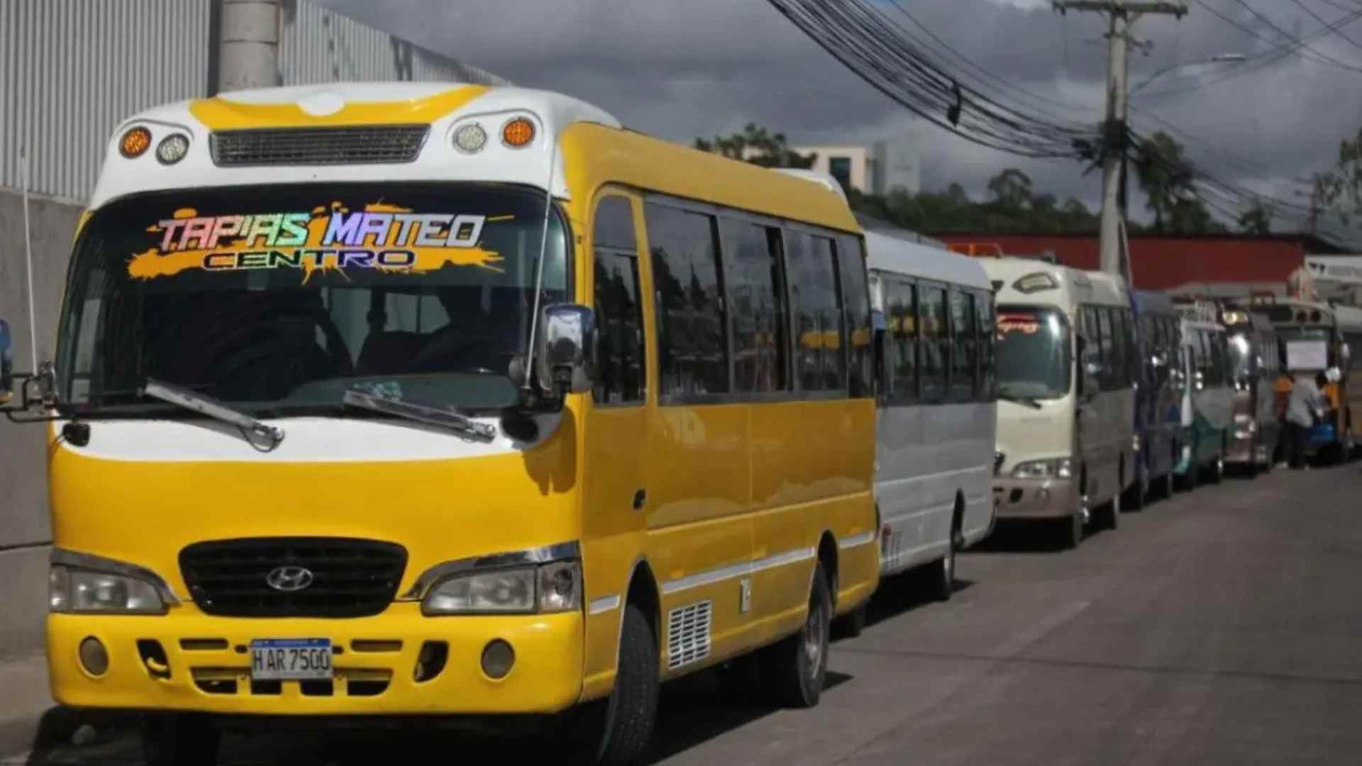 Suspenden varias rutas de transporte en Tegucigalpa tras hechos de violencia