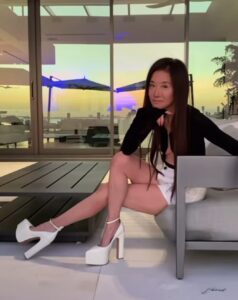 ¿Quién es Vera Wang y por qué luce de 30 años teniendo casi 80?