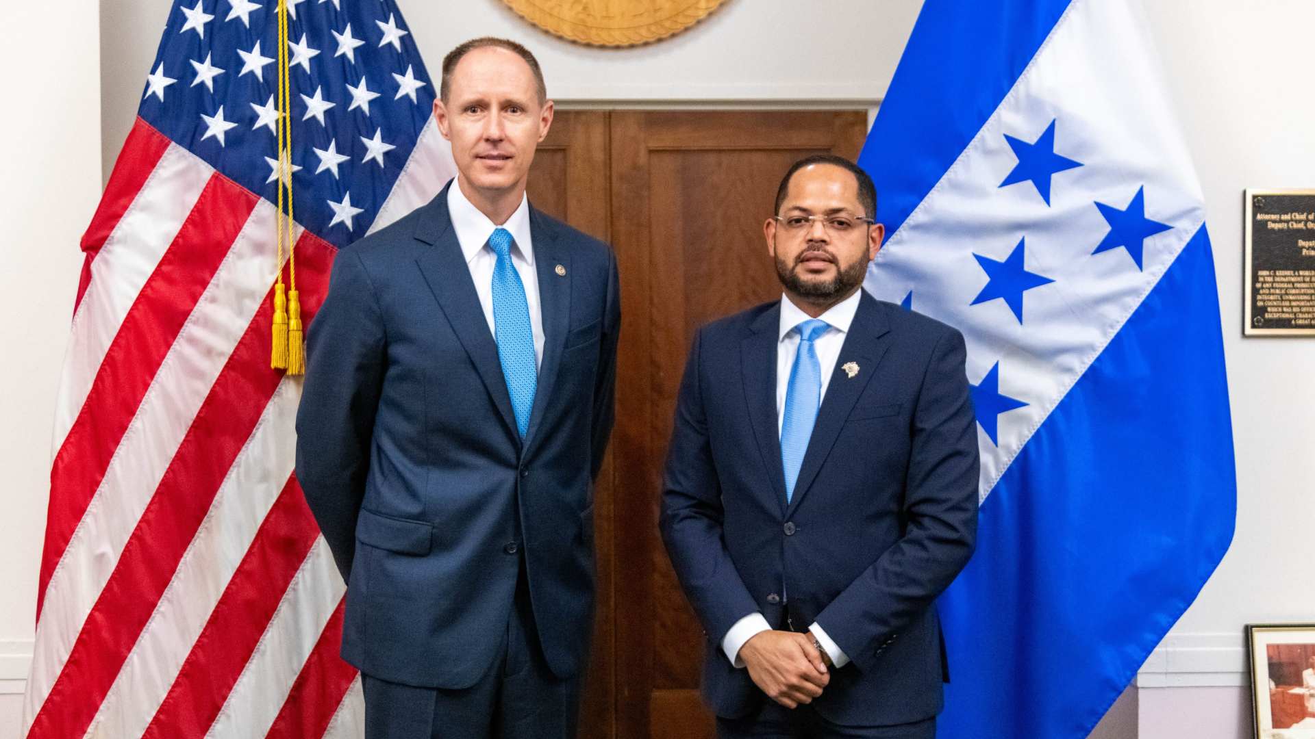 Fiscal General de Honduras se reúne con autoridades de DOJ
