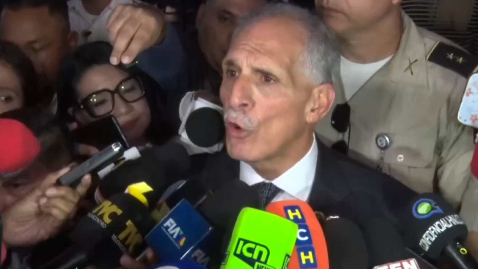 No habrá recursos si no se rescata la ENEE, dice Nasry Asfura