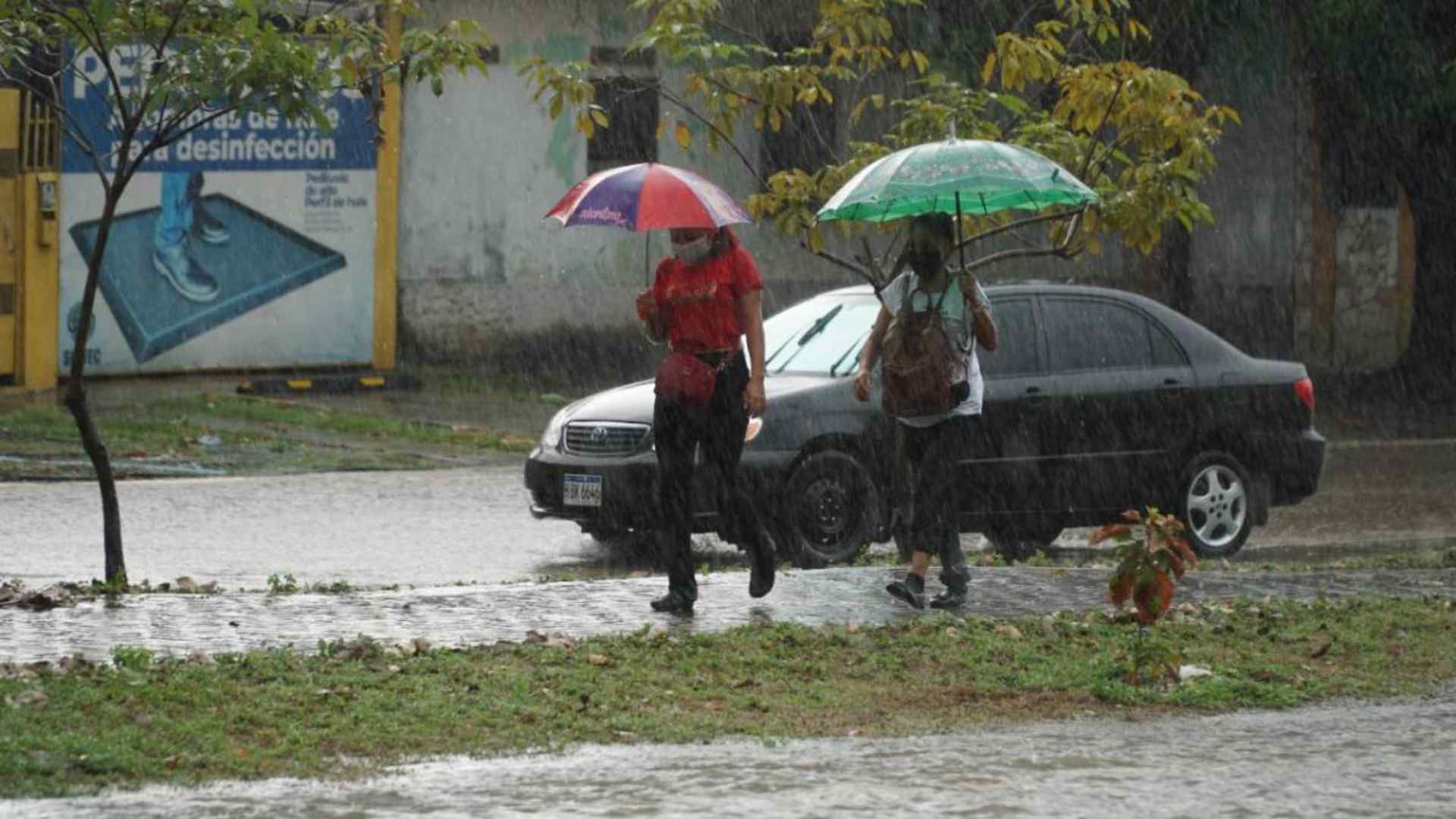 Onda tropical en Honduras provocará lluvias y chubascos este miércoles: estas son las zonas afectadas